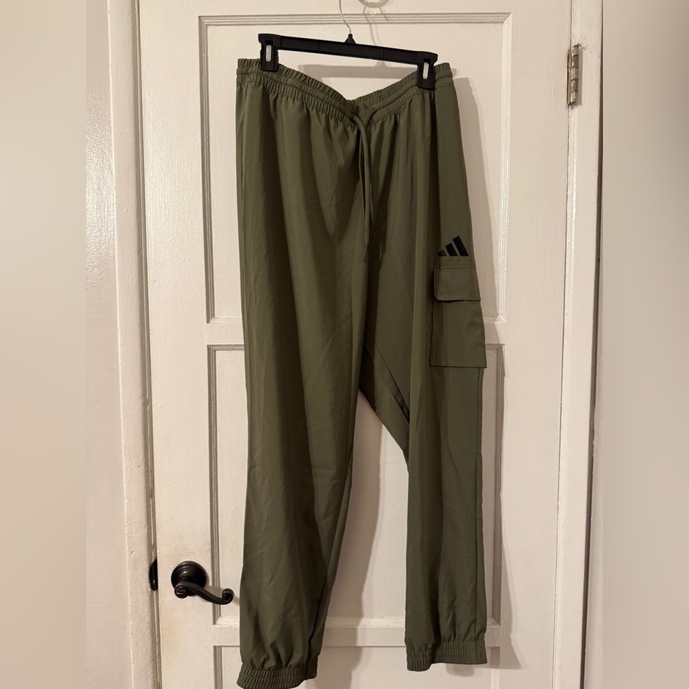 Adidas men joggers size large